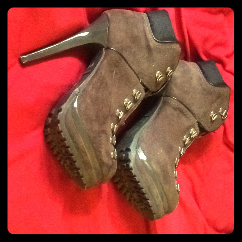 Lace up heeled boots